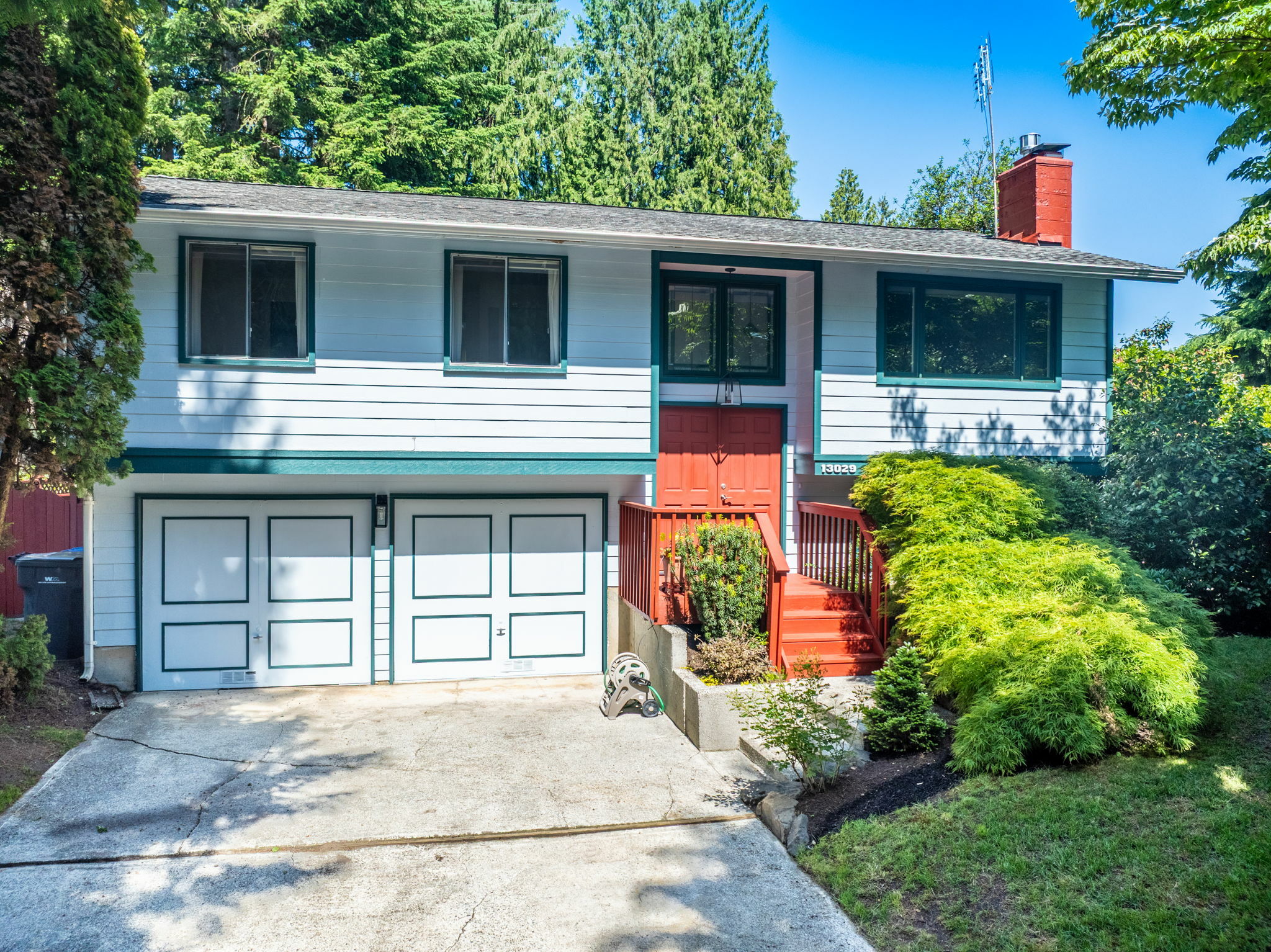 13029  111th Place NE  Kirkland WA 98034 photo