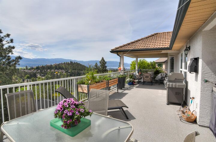 Property Photo:  2153 Breckenridge Court  BC V1V 1W2 