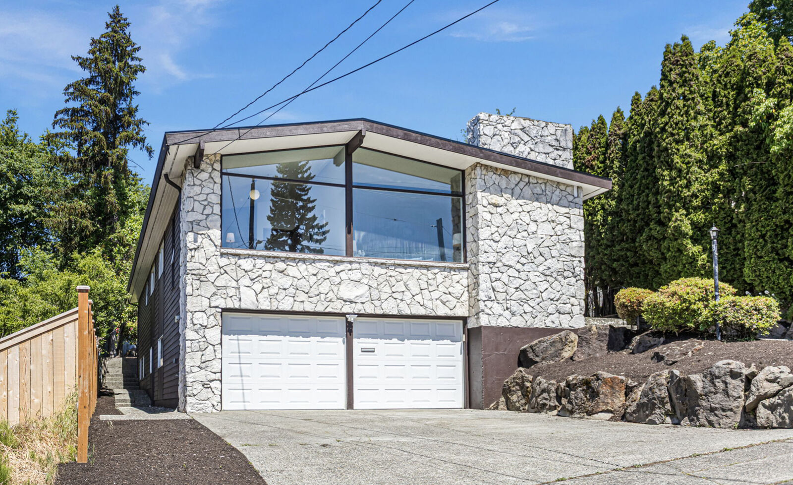 Property Photo: 5210 S Kenyon St 5210 S Kenyon Street  WA 98118 