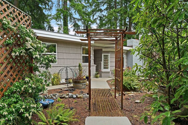 Property Photo: Photo Gallery 510 N 198th Street WA 98133