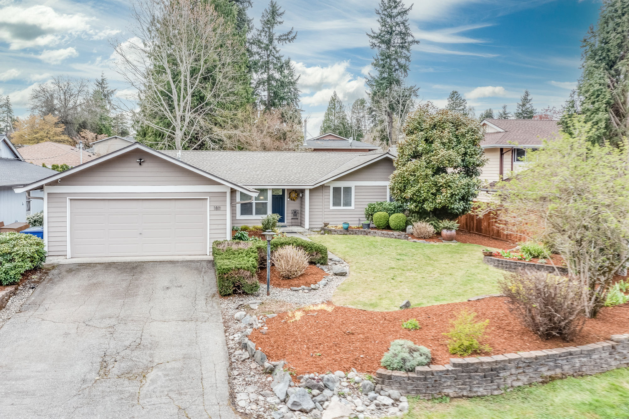 Property Photo:  1811 172nd Avenue NE  WA 98008 