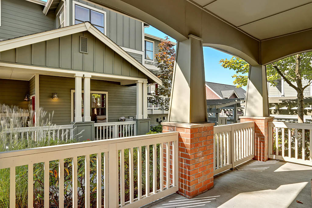 Property Photo: Charming townhouse in crofton springs 1911 NE Kenyon Ct  WA 98029 