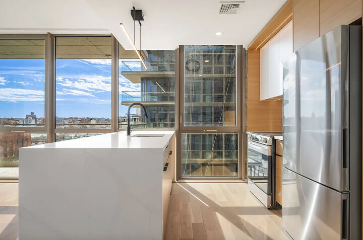 Property Photo:  395 Carroll Street 604 NY 11231 