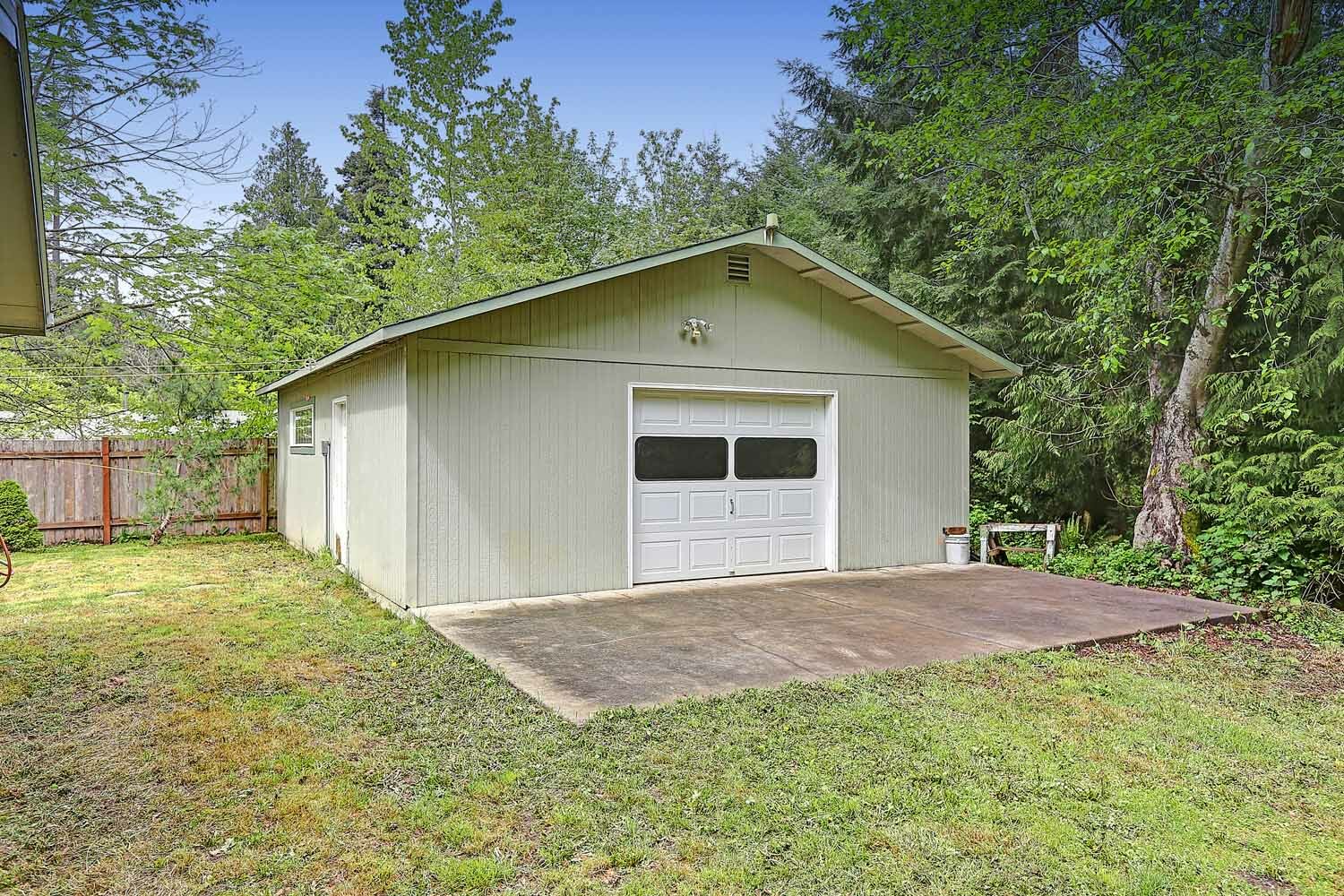 Property Photo:  2789 Maple Tree Lane  WA 98282 