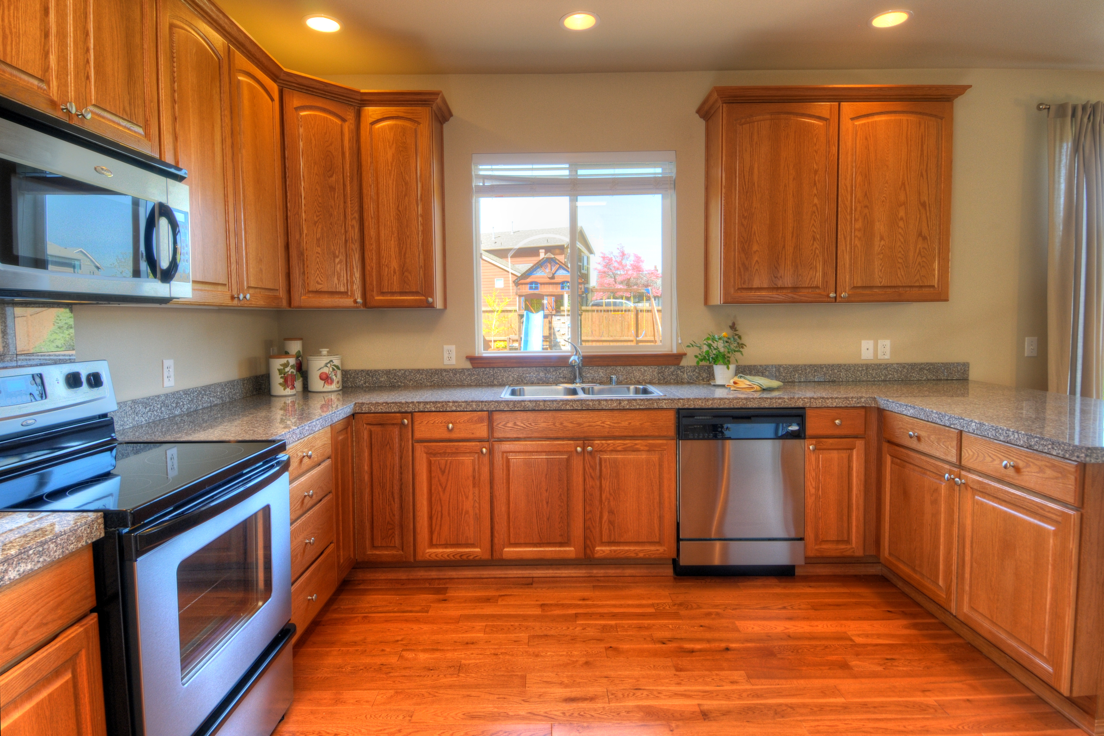 Property Photo: Just like new only with blinds included 3412 66th Ave NE  WA 98270 