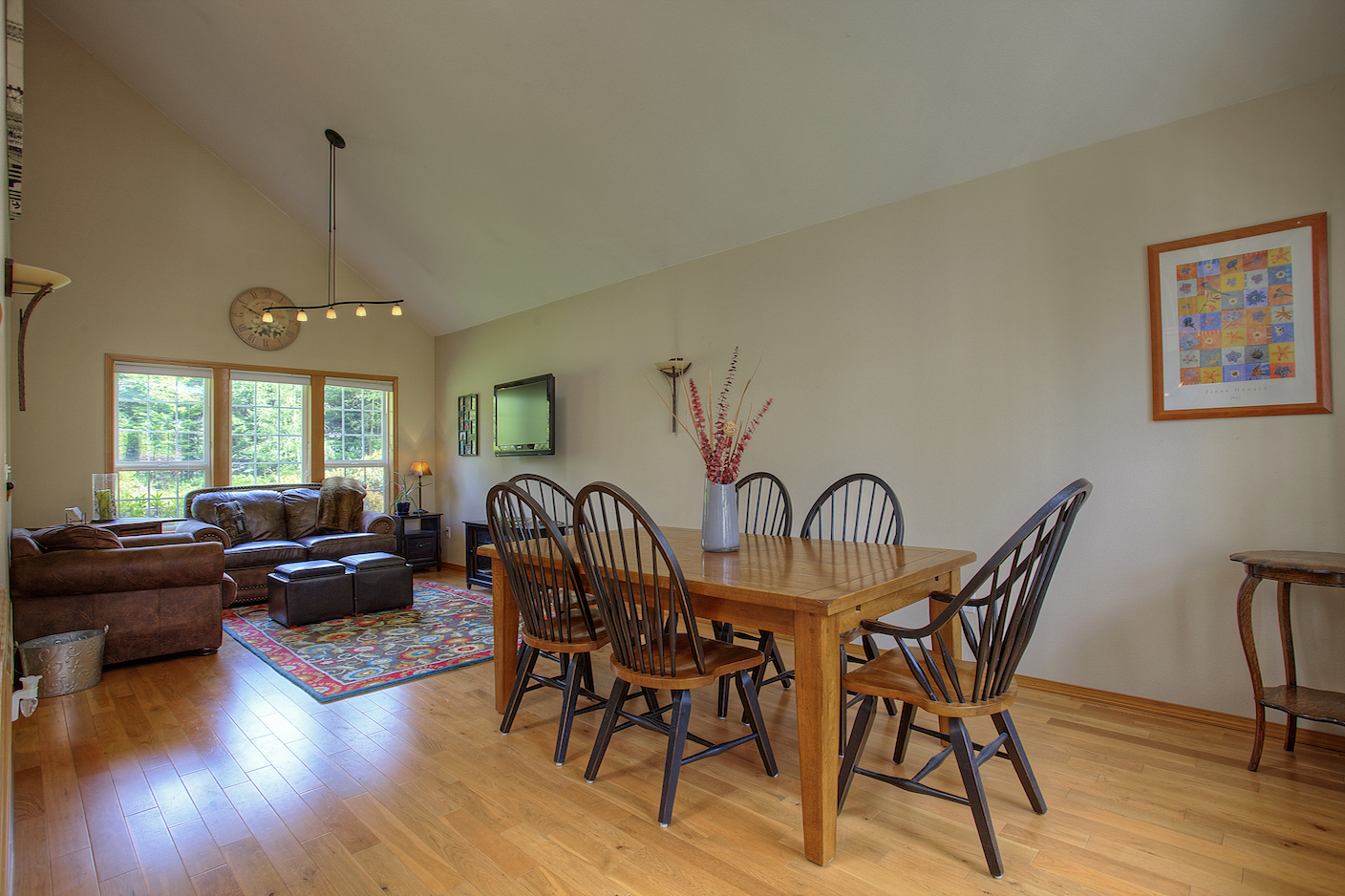 Property Photo:  909 Altadena Dr  WA 98466 