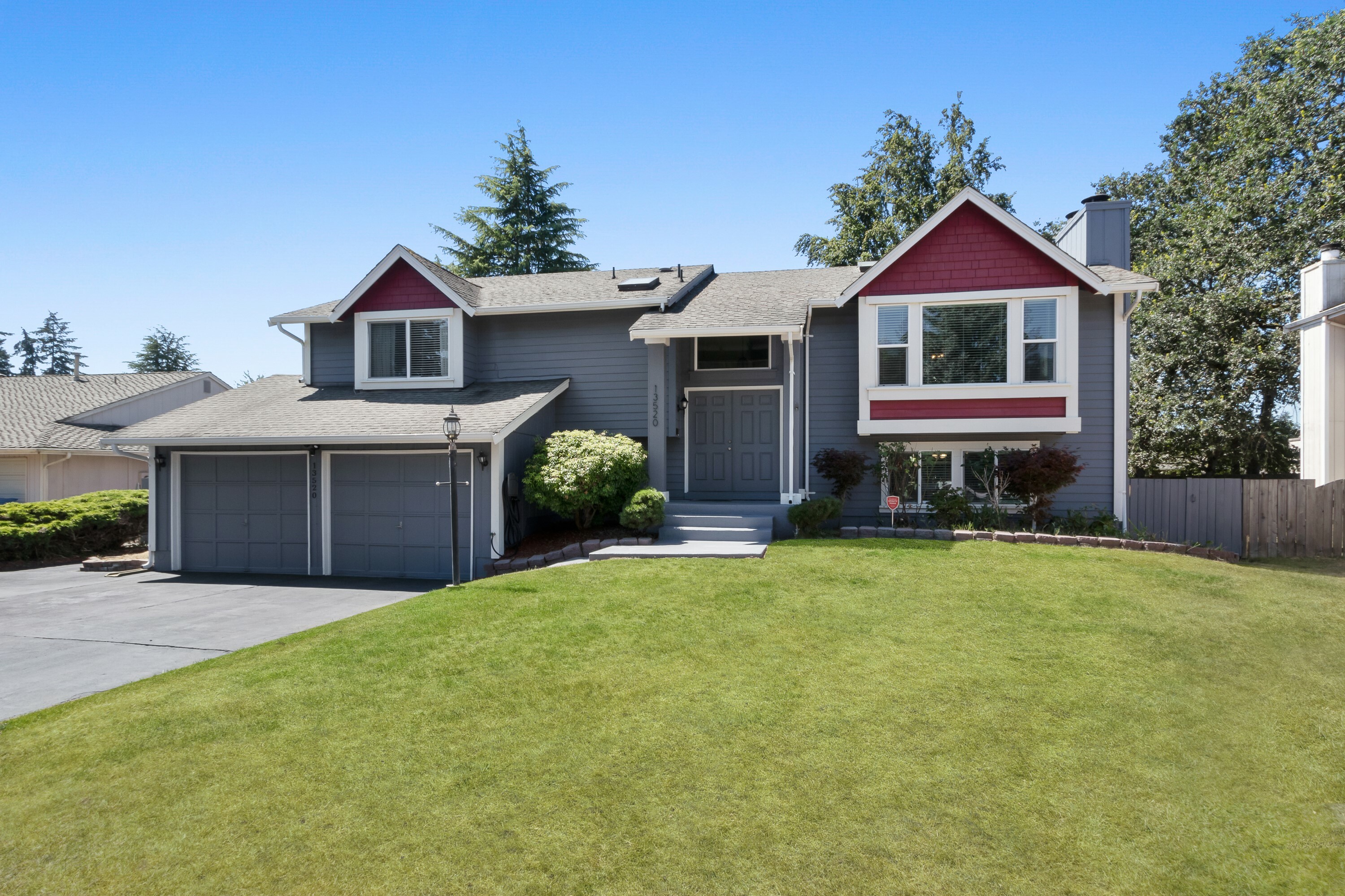 Property Photo:  13520 13th Avenue S  WA 98444 