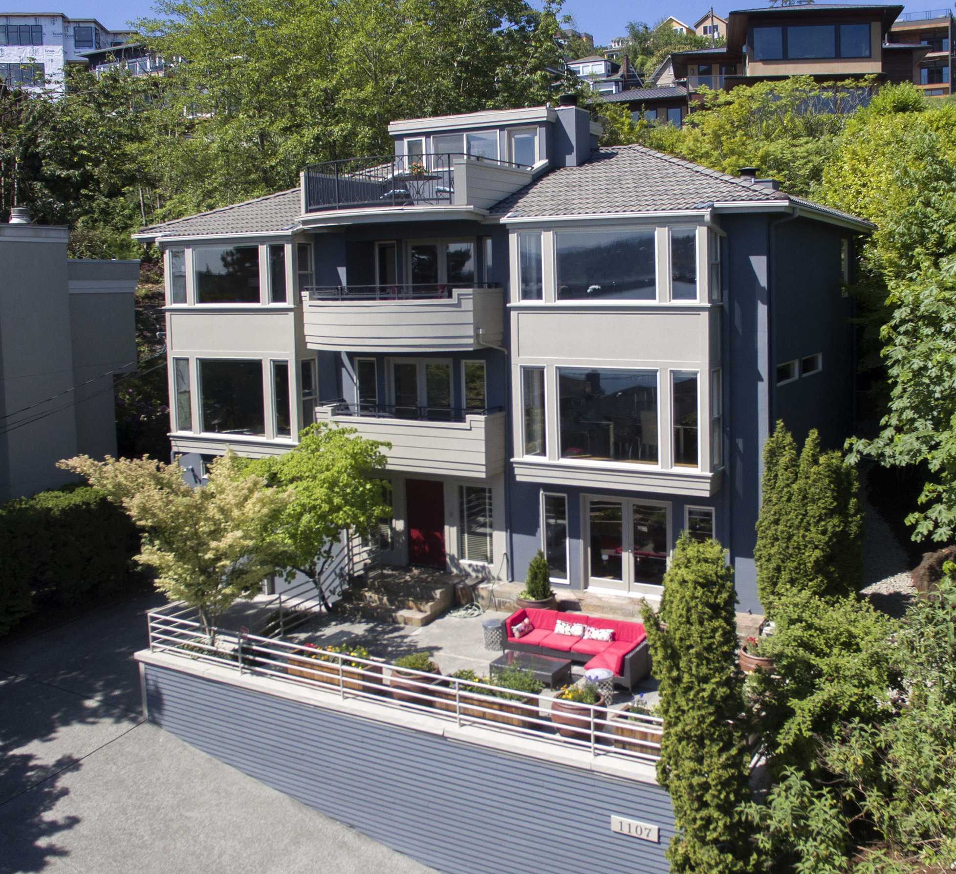 Property Photo:  1107 Lakeside Ave S  WA 98144 