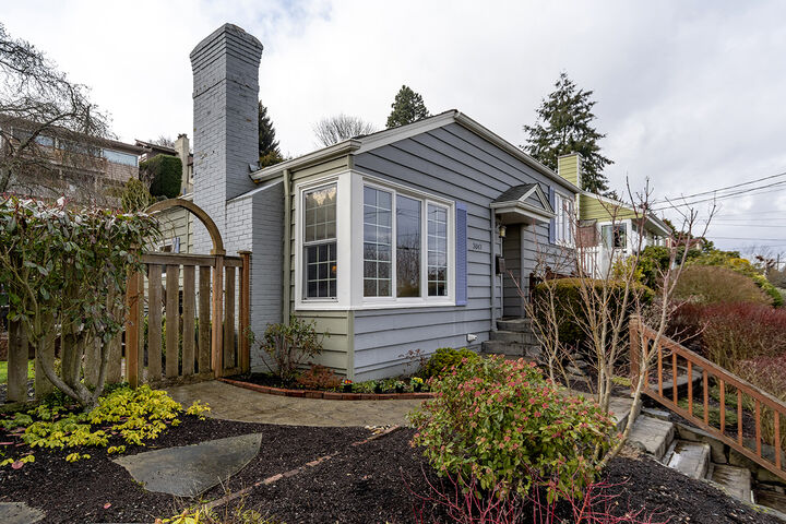 3047 36th Ave W  Seattle WA 98199 photo 3047 36th Avenue W