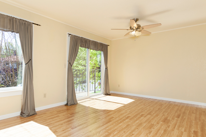 Property Photo: Living room 566 Highland Dr 203  WA 98109 