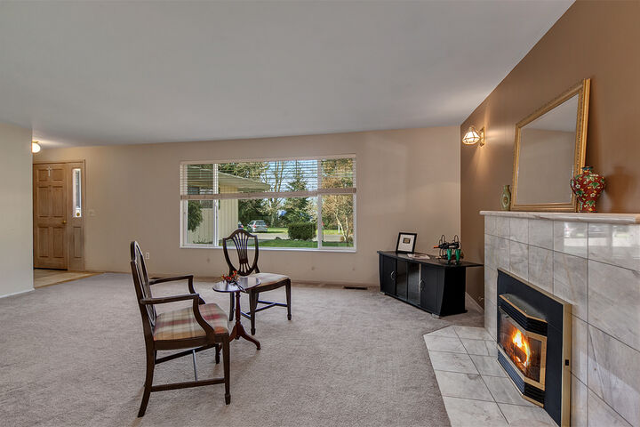 Property Photo: Photo tour 17804 109th Ave SE WA 98055