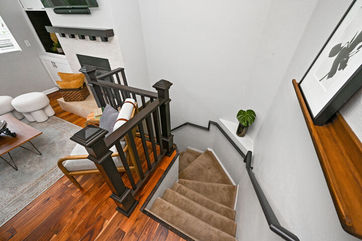 Property Photo: Entry 2130  Newport Way NW 7-4  WA 98027 