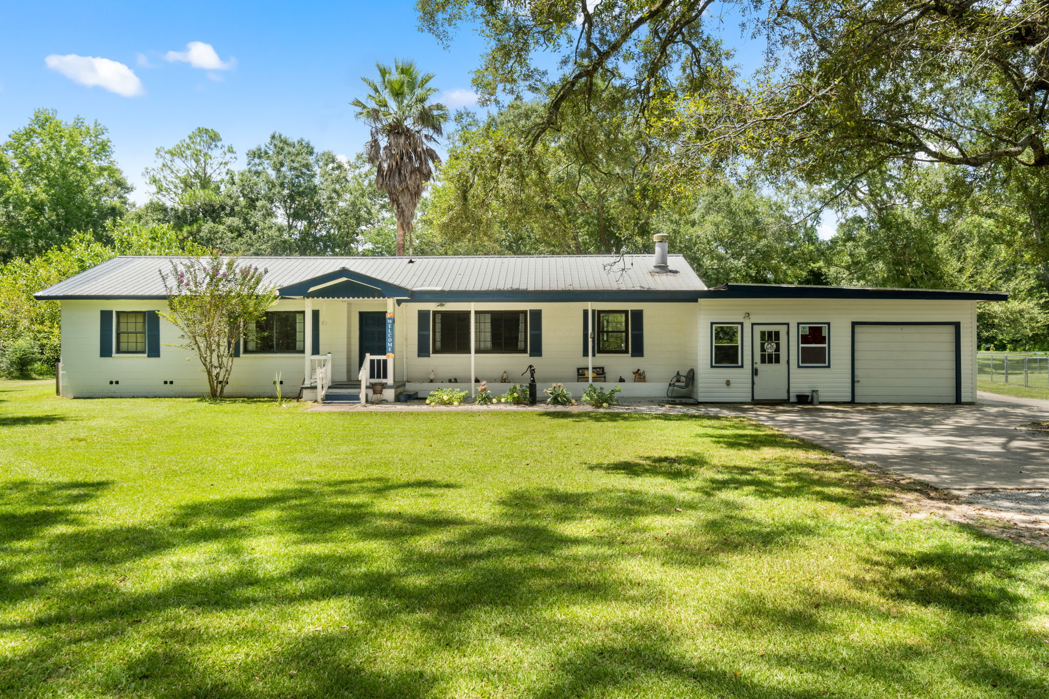 Property Photo:  243 Santa Rosa Rd  FL 32533 