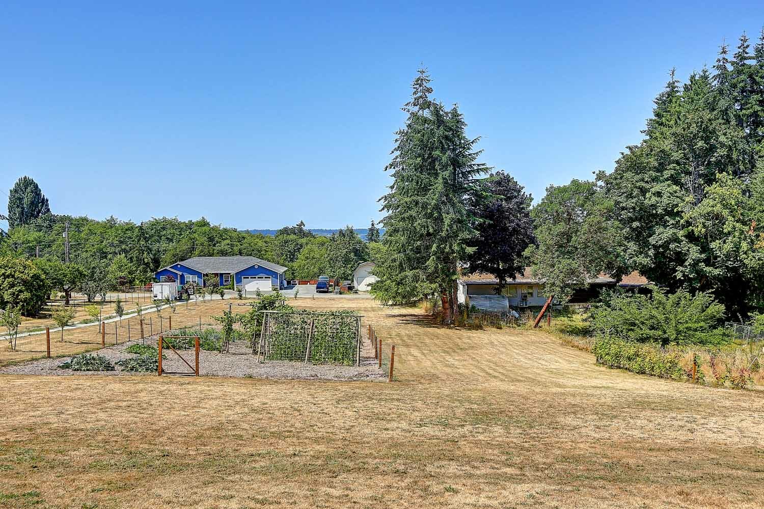 Property Photo:  953 Rowe Rd  WA 98282 