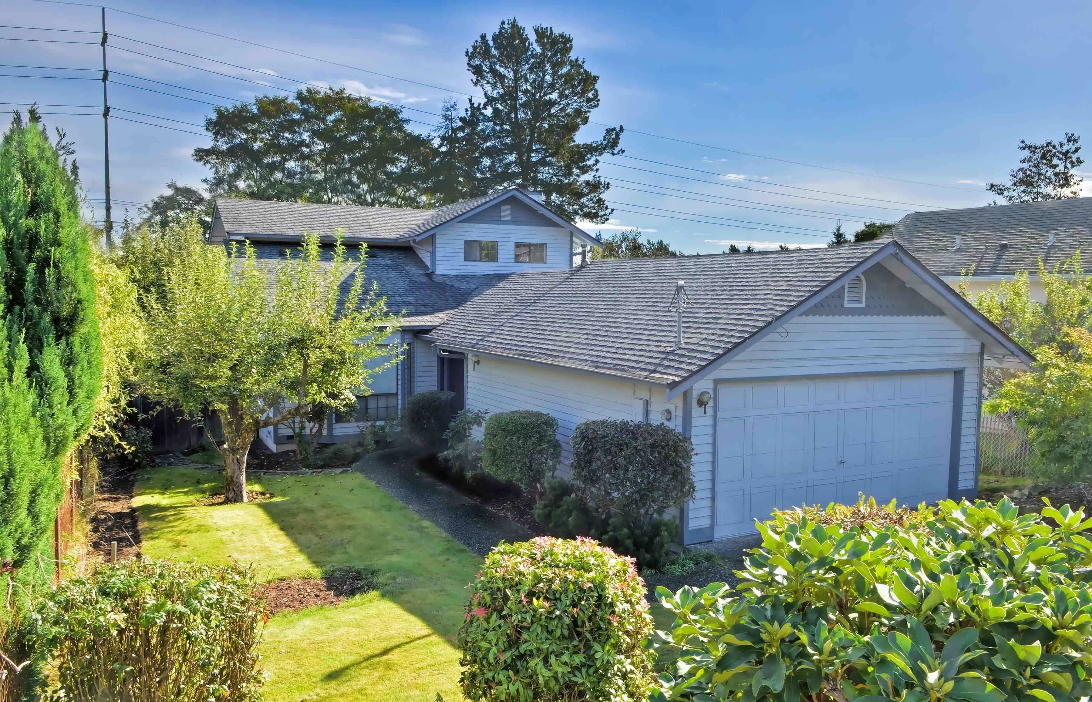 Property Photo:  12006 North Park Ave N  WA 98133 