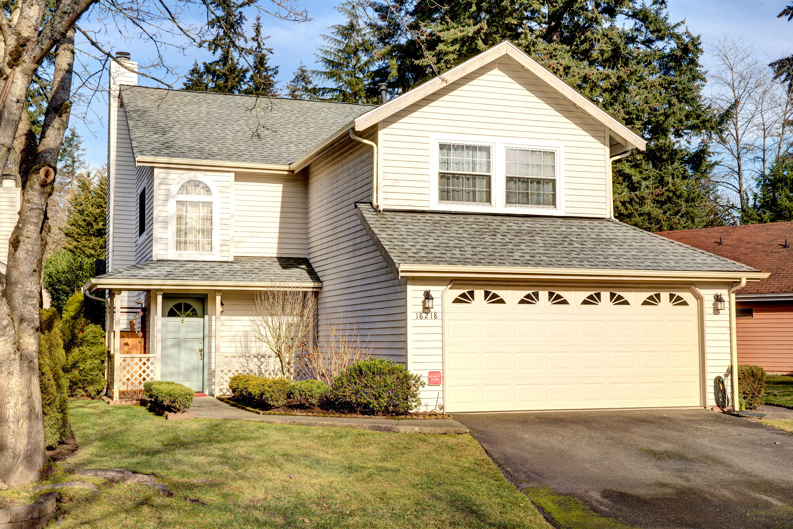 Property Photo:  18218 NE 92nd St  WA 98052 