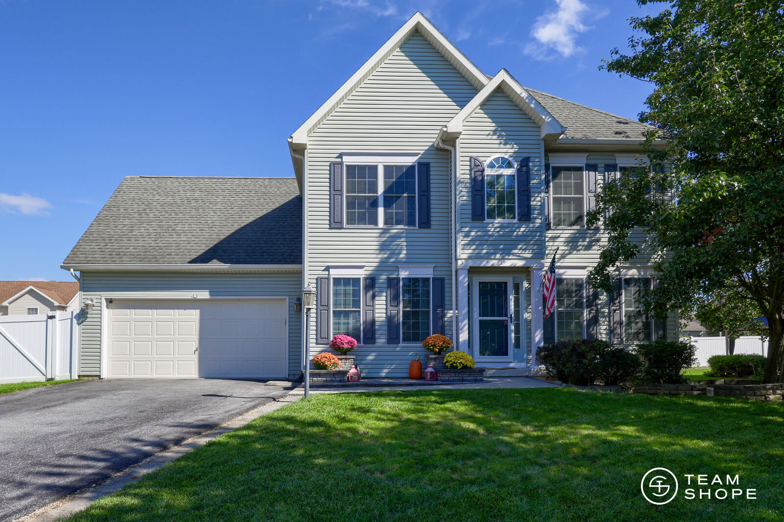Property Photo: 448 Graystone Court PA 17078