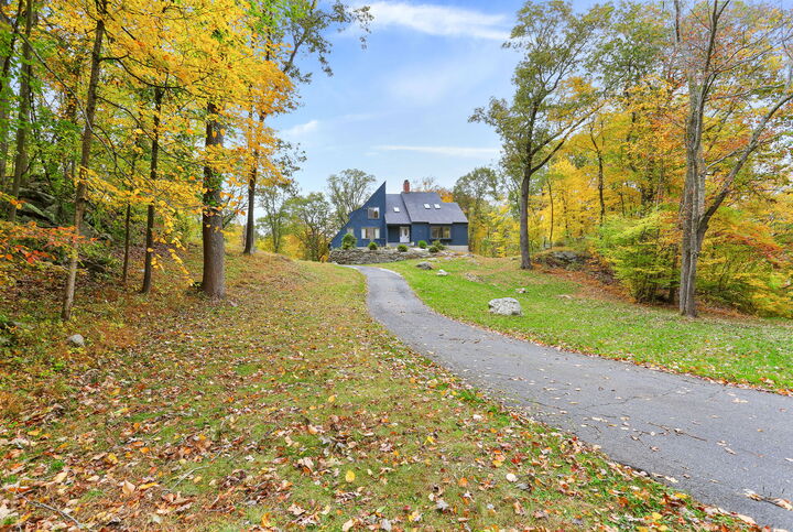 Property Photo: 22 Ledgewood Road CT 06896