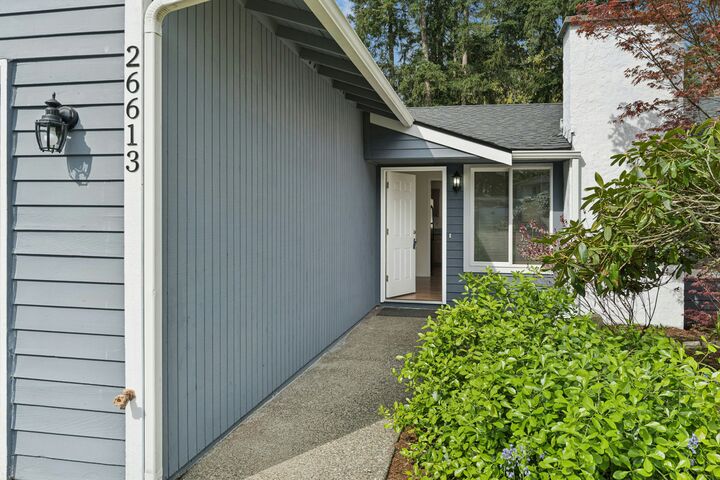 Property Photo:  26613  197th Place SE  WA 98042 