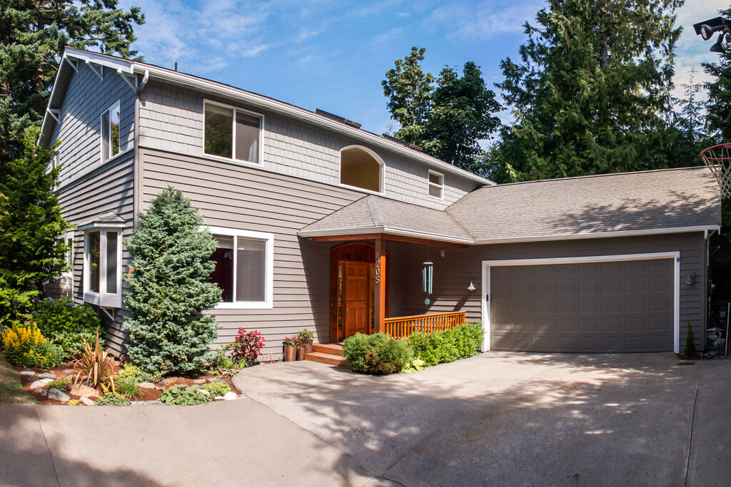 Property Photo: 4205 Harrison St WA 98229