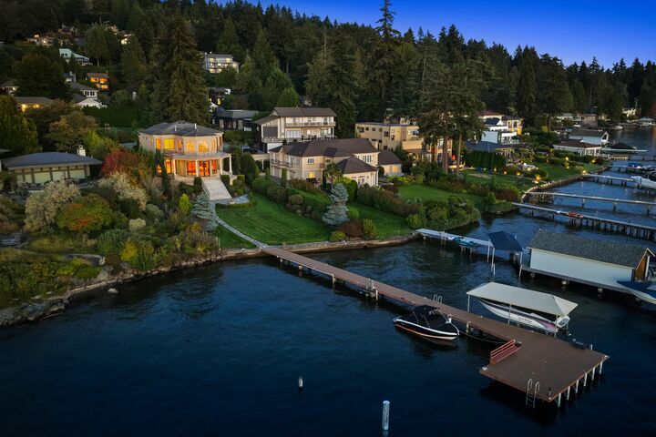 Property Photo: 6049 NE 135th Street WA 98034