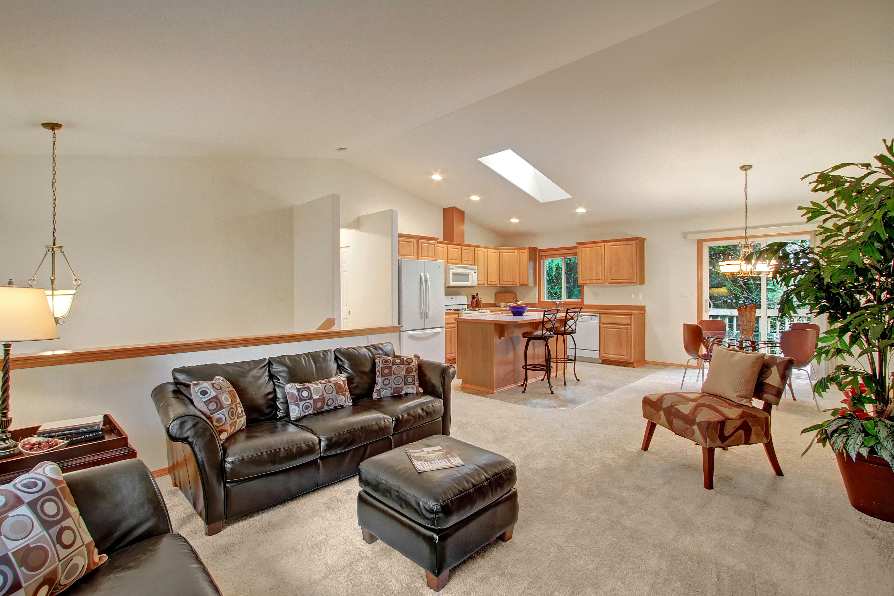 Property Photo: Great room 108 E Rivmont Dr  WA 98272 