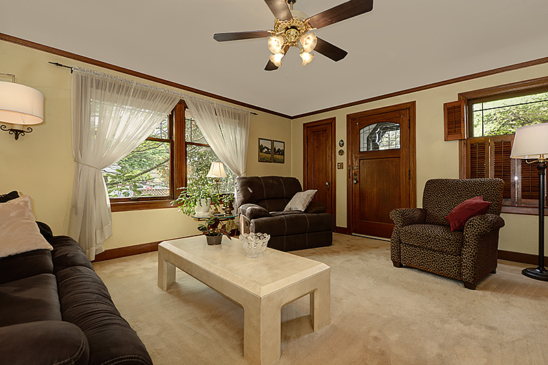 Property Photo: Inviting living room 827 S Southern St  WA 98108 