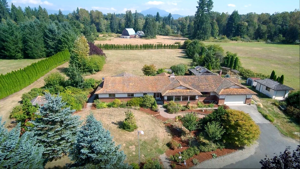 Property Photo:  8701 163rd Ave NE  WA 98252 