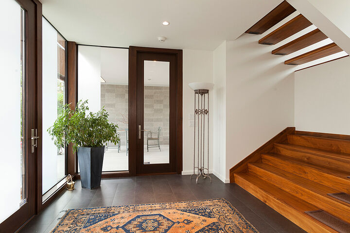 Property Photo: Entry 3047 43rd Ave W  WA 98199 