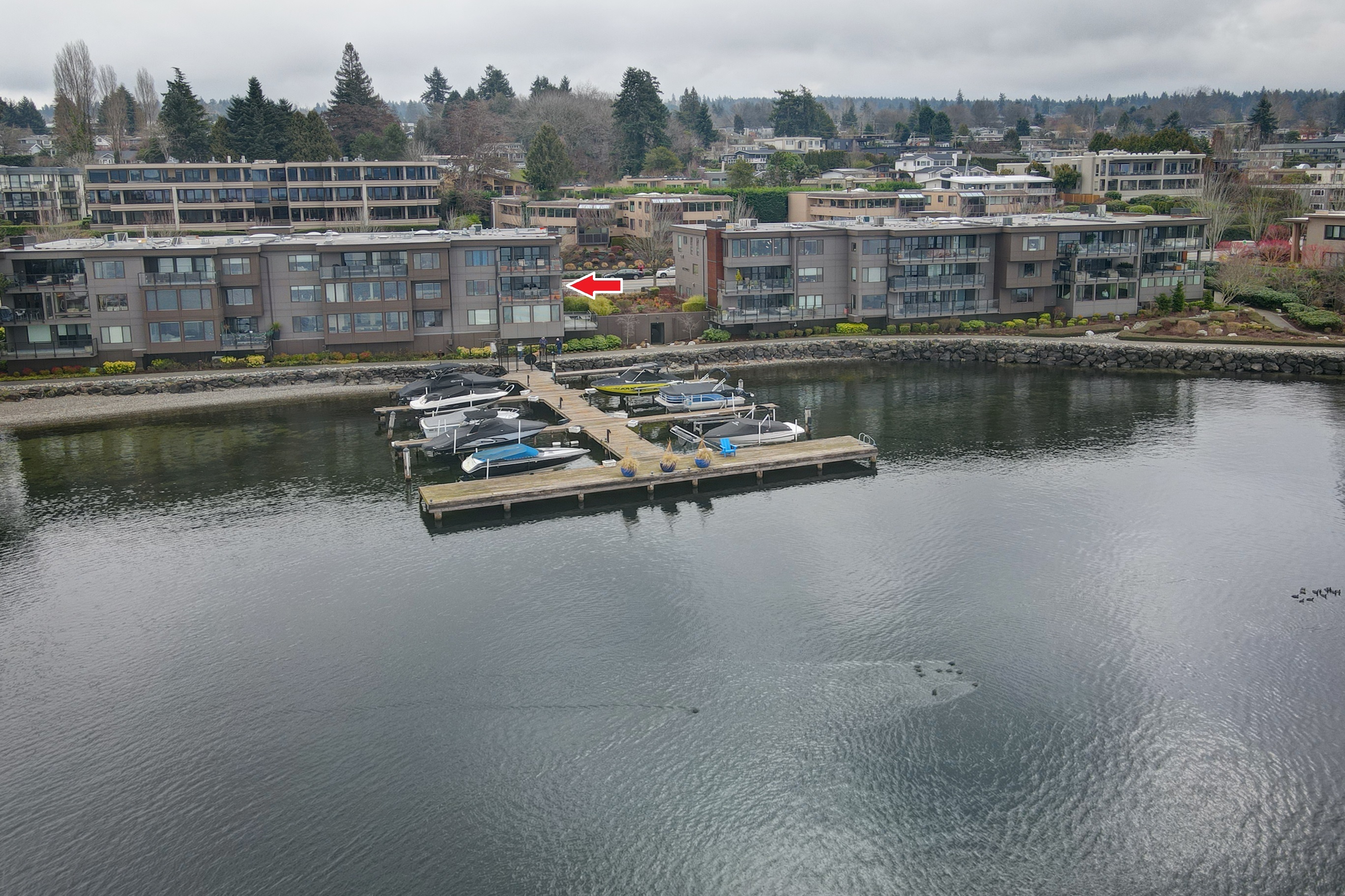 Property Photo:  807 Lake Street S 203  WA 98033 