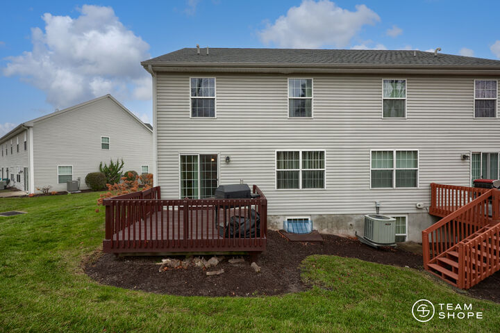 Property Photo: 728 Winding Lane PA 17111