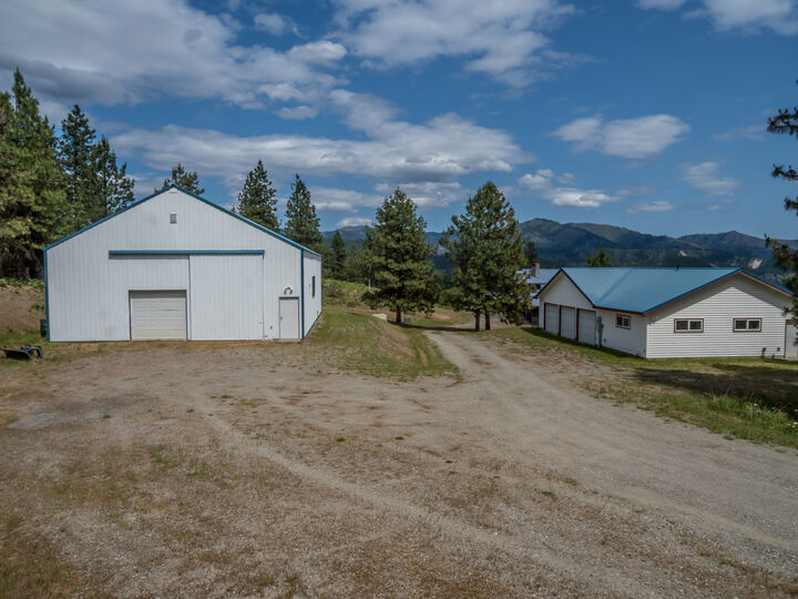 Property Photo: 9450 Mountain Home Rd WA 98826