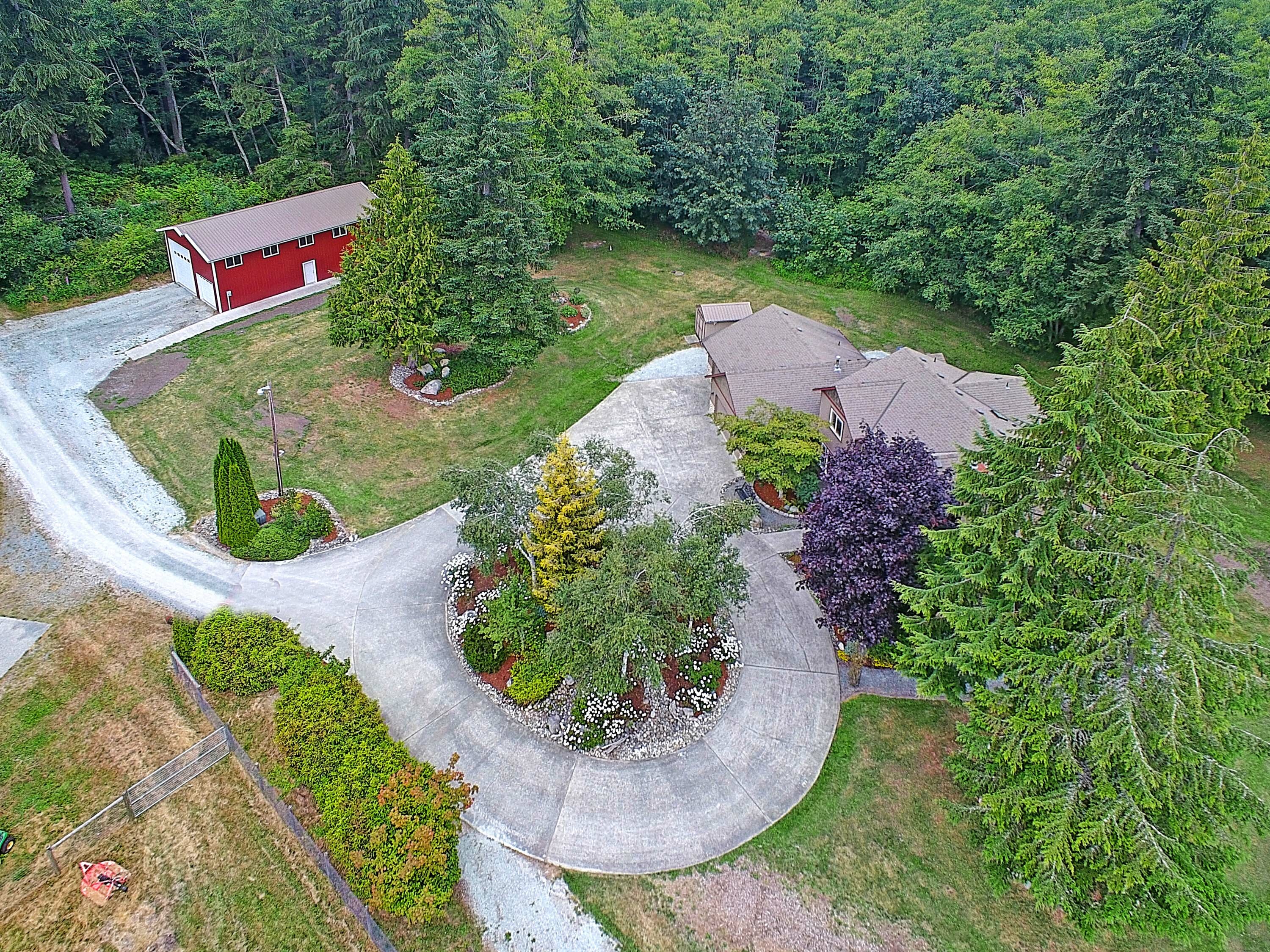 Property Photo:  215 Saylor Road  WA 98282 