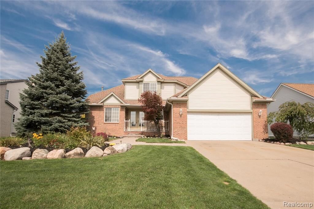 Property Photo:  23 Sunset Ridge Rd  CT 06117 