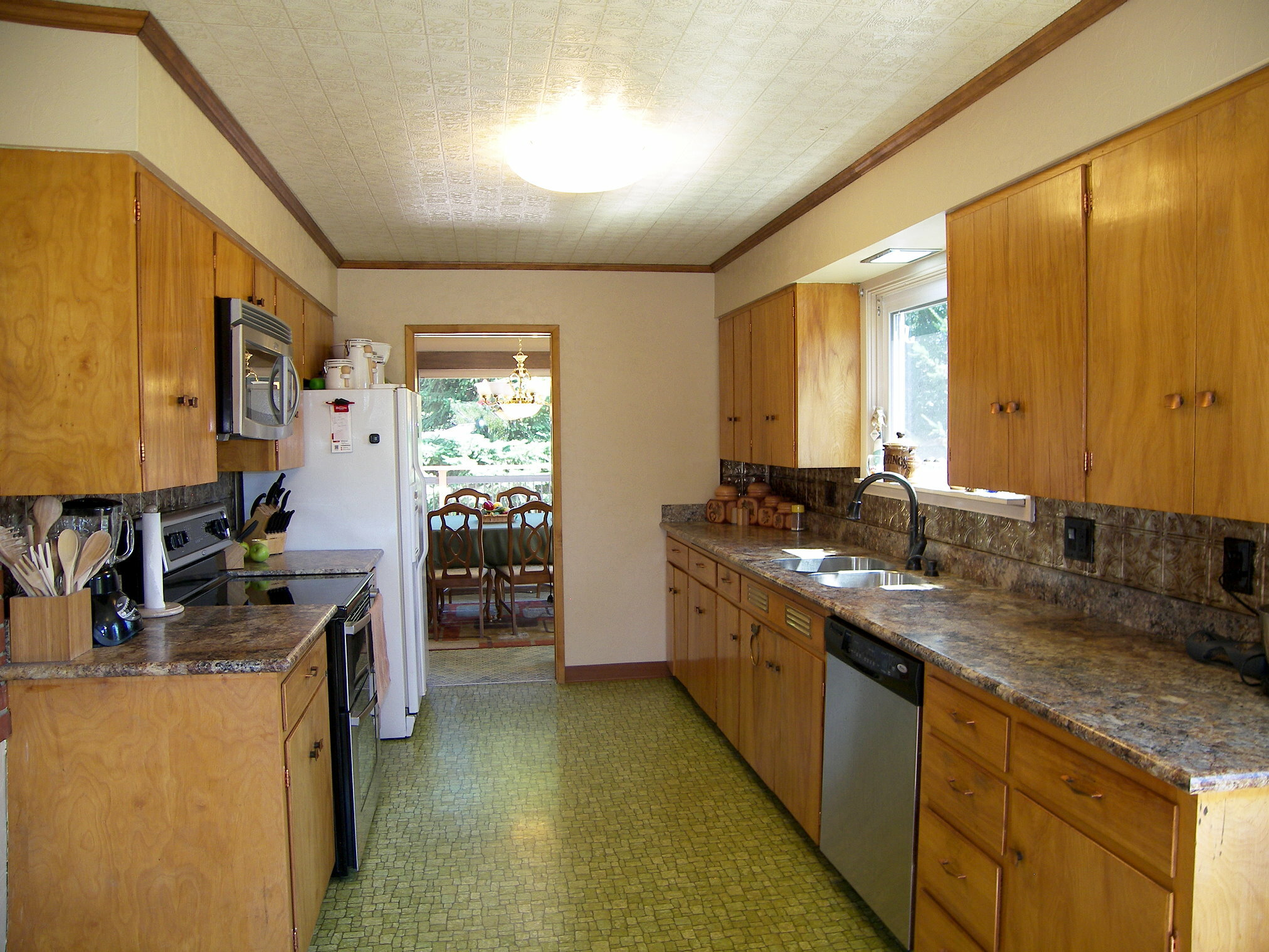 Property Photo: Kitchen 626 Sterling Dr WA 98226