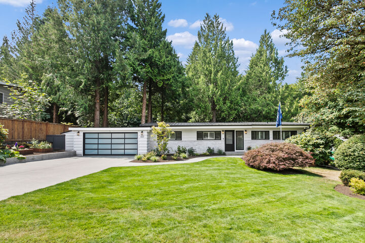 Property Photo:  3227  103rd Place NE  WA 98004 