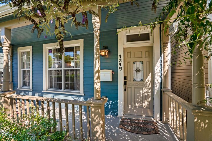 Property Photo:  1319 S J Street  WA 98405 