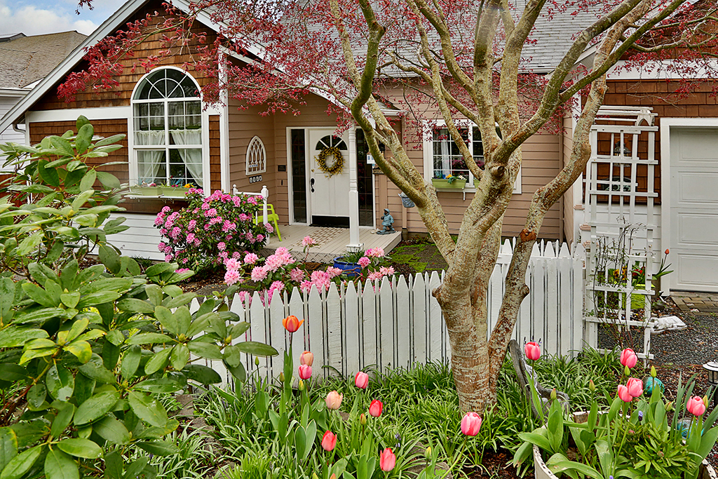 Property Photo: 2524 Hillis Dr WA 98260