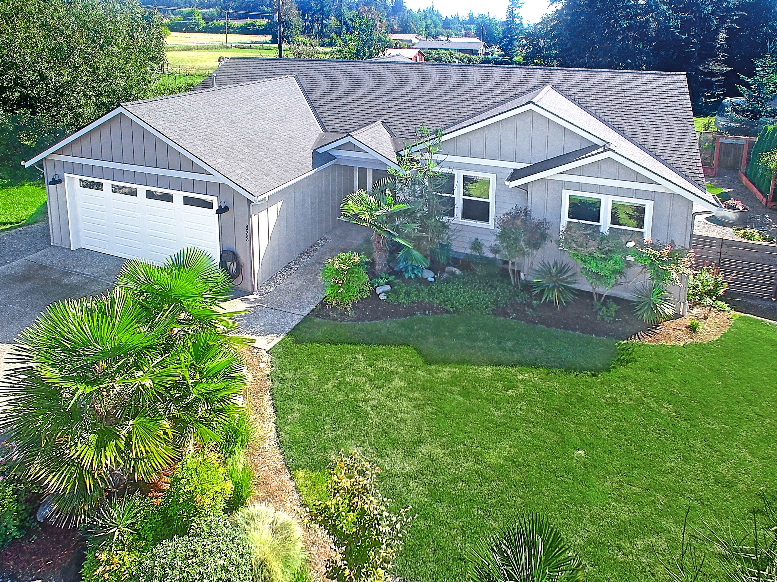 823 Admiralty Way  Camano Island WA 98282 photo