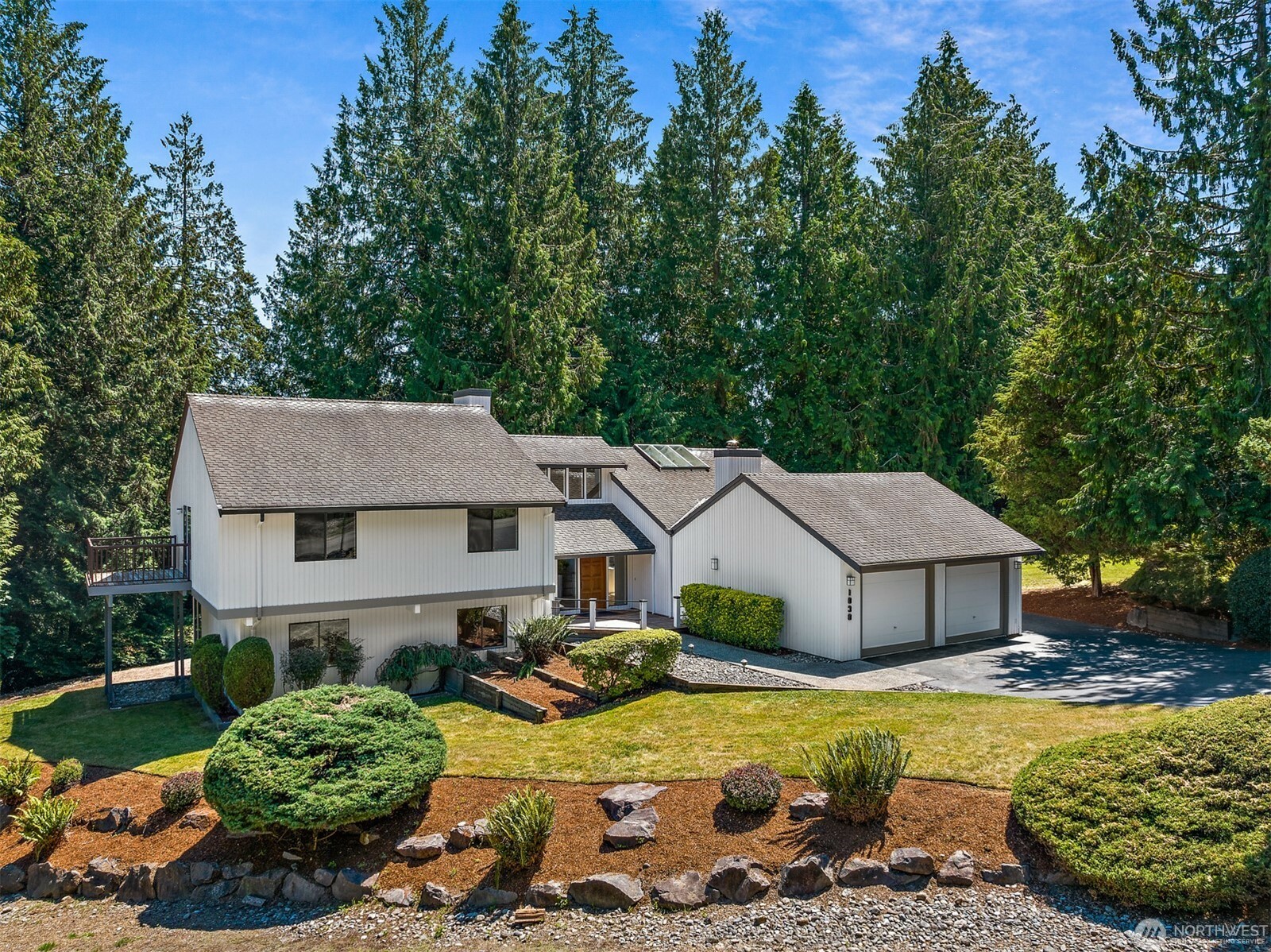 Property Photo:  1030 227th Avenue NE  WA 98074 