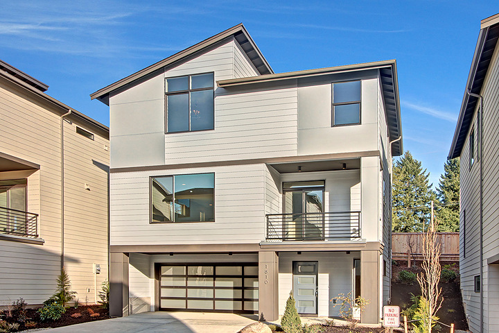 Property Photo: 17828 19th Ave W 2 WA 98037
