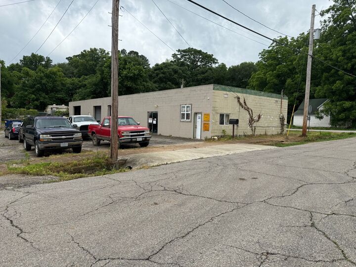 Property Photo:  103 Vine Street  MO 65791 