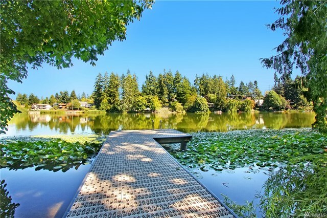 Property Photo:  1144 N 198th St E-204  WA 98133 