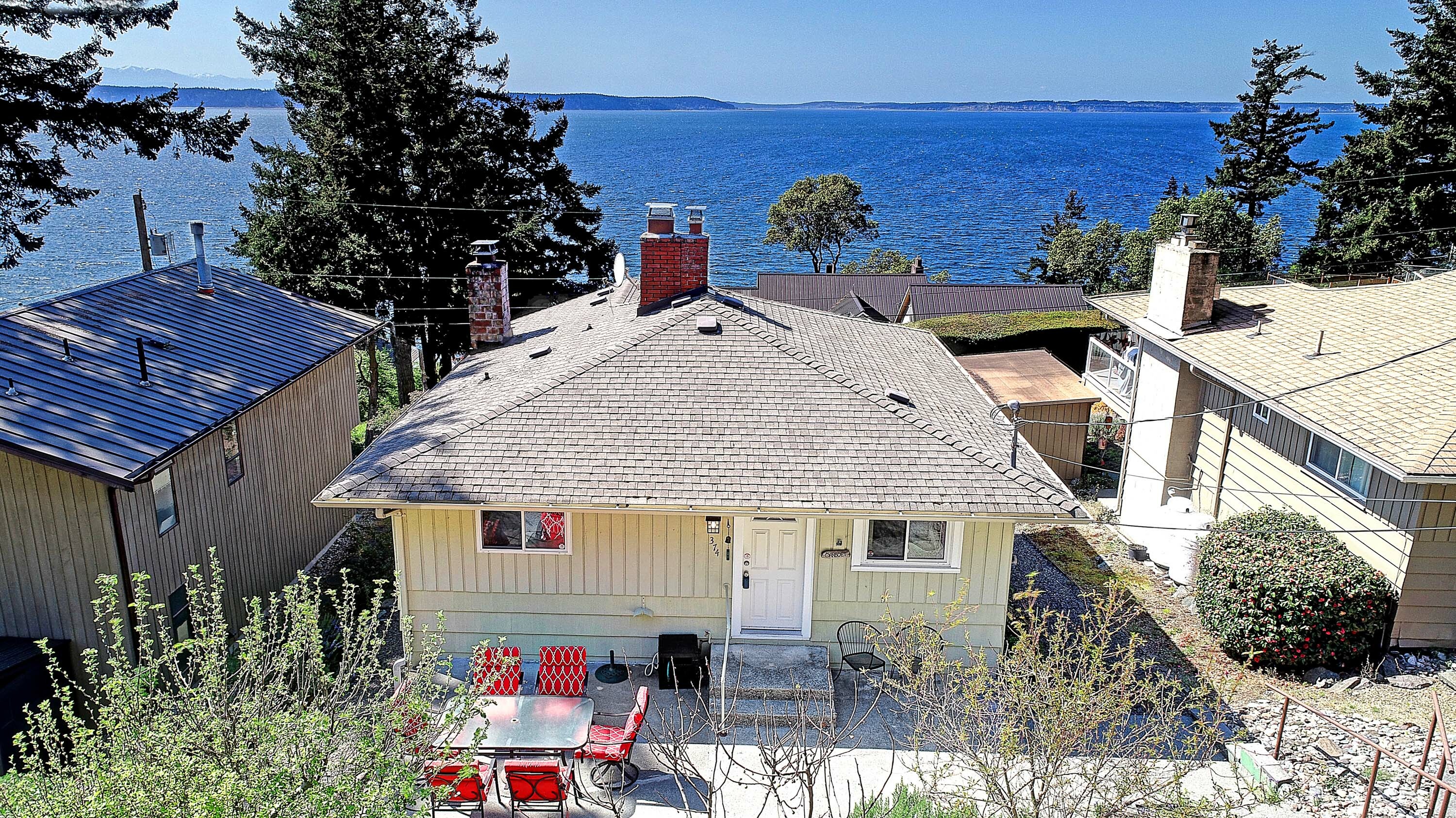 374  Alder Street  Camano Island WA 98282 photo