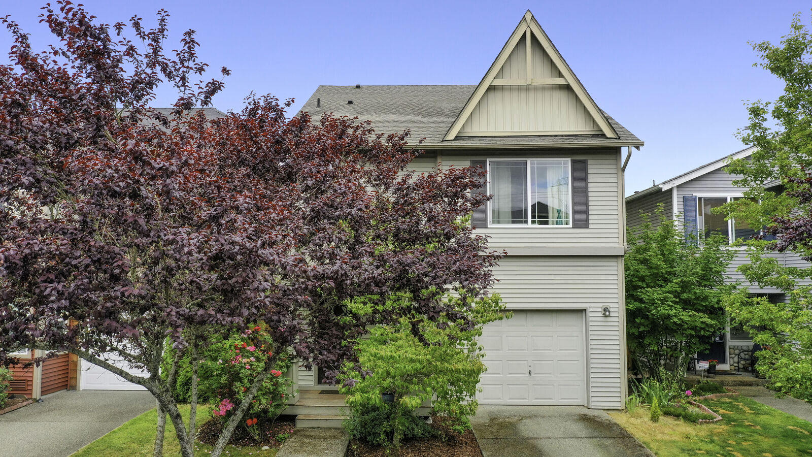 Property Photo: Welcome Home 10321 26th Place SE WA 98258