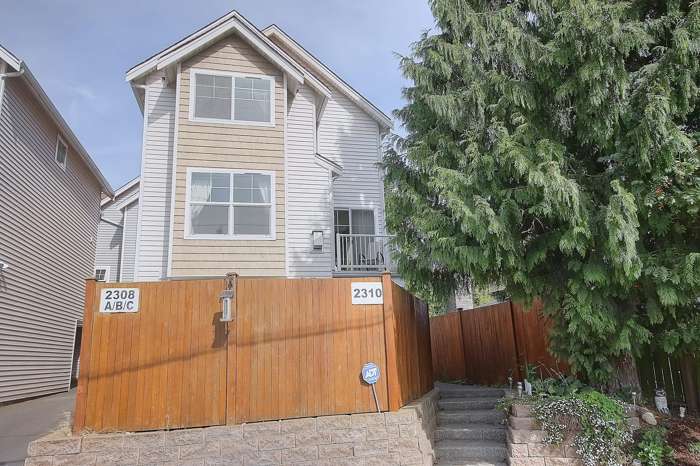 Property Photo:  2310 N 113th Place  WA 98133 