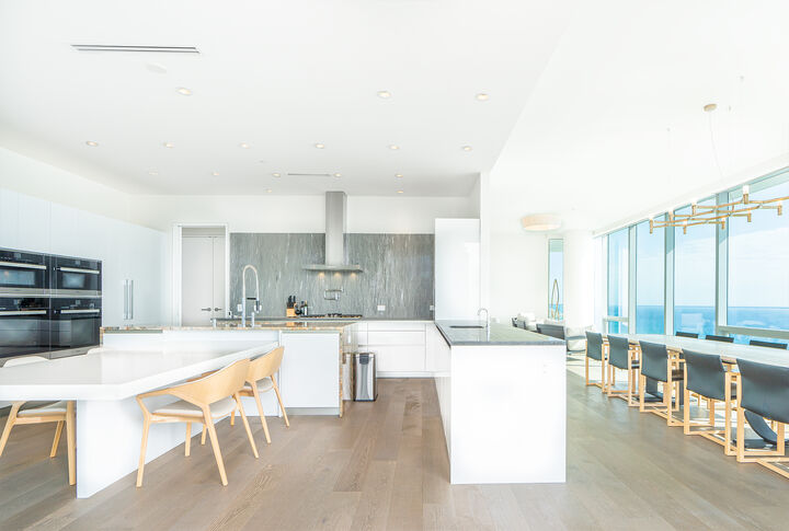 Property Photo: 1118 Ala Moana Boulevard 3401 HI 96814