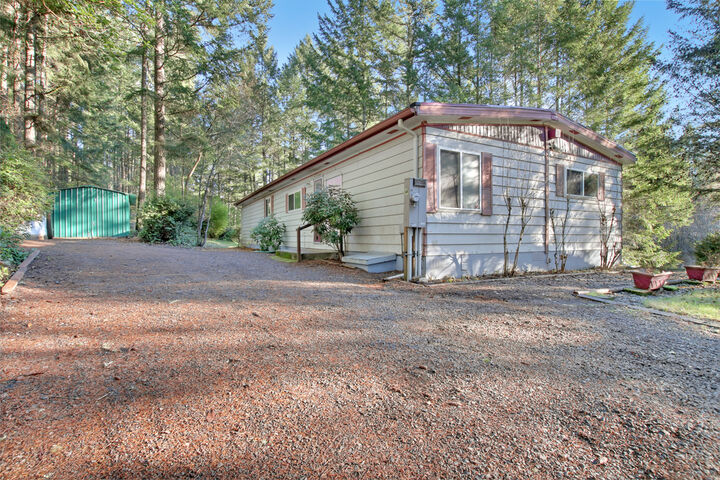 Property Photo: 11421 141st Av Ct NW WA 98329