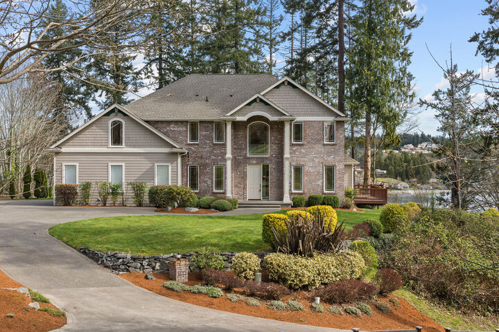 Property Photo:  166 Bella Bella Dr  WA 98333 