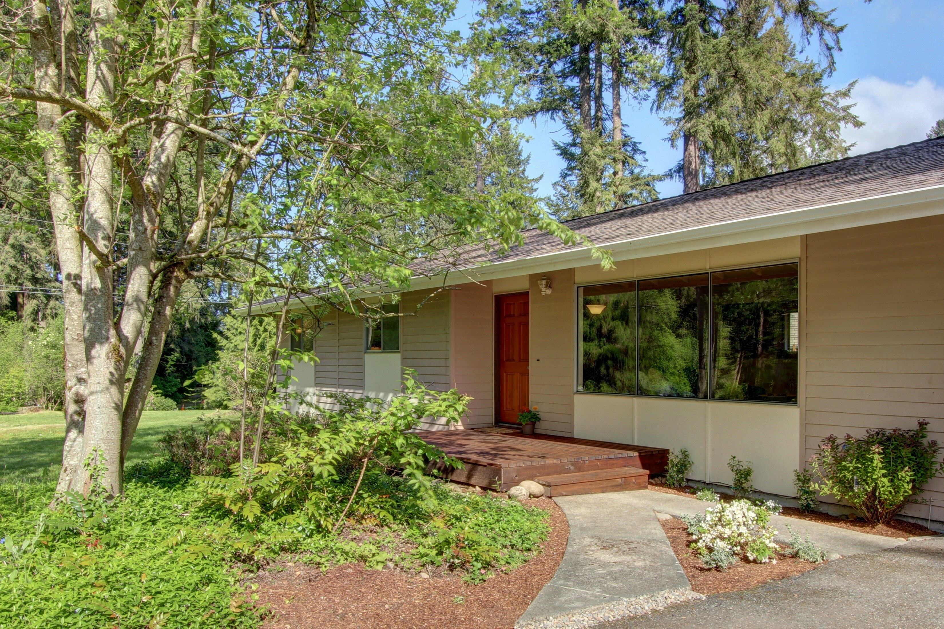 Property Photo: Photos 19110 NE 173rd St  WA 98072 